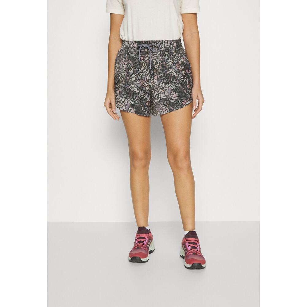 Athleta Crossroads Short Mulit Color Athletic fit